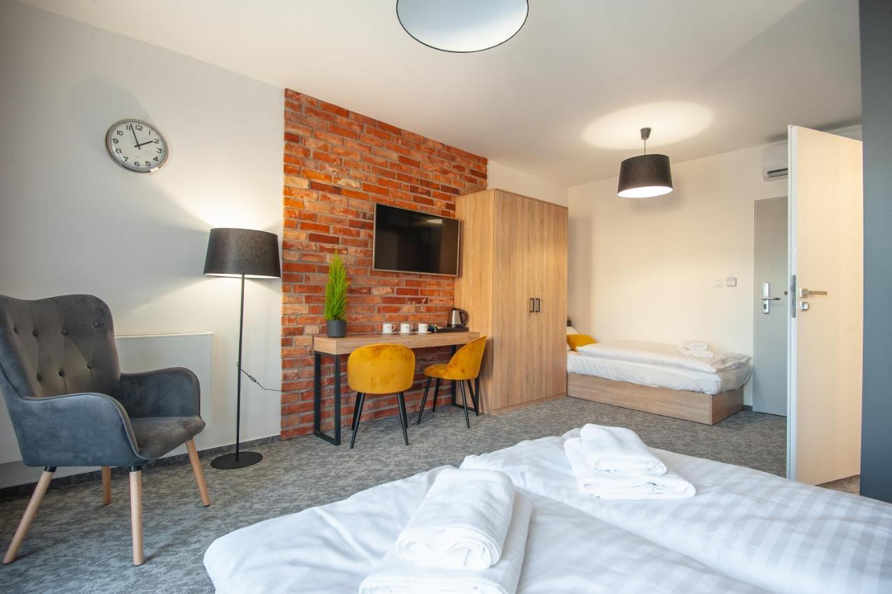 Aparthotel Gostyn Εξωτερικό φωτογραφία